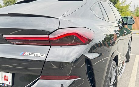BMW X6, 2021 год, 9 000 000 рублей, 10 фотография