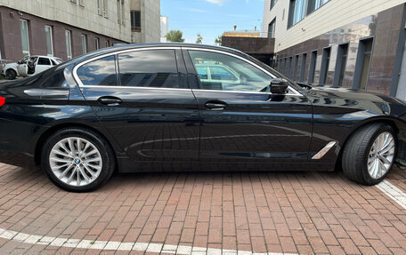 BMW 5 серия, 2018 год, 3 070 000 рублей, 2 фотография