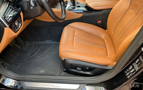 BMW 5 серия, 2018 год, 3 070 000 рублей, 12 фотография