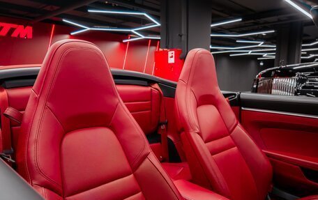 Porsche 911, 2021 год, 15 000 000 рублей, 26 фотография