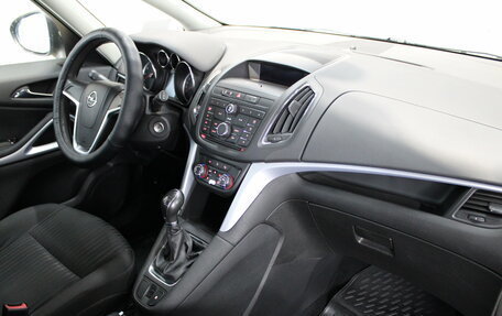 Opel Zafira C рестайлинг, 2013 год, 815 000 рублей, 11 фотография