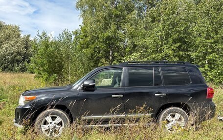 Toyota Land Cruiser 200, 2012 год, 3 250 000 рублей, 2 фотография