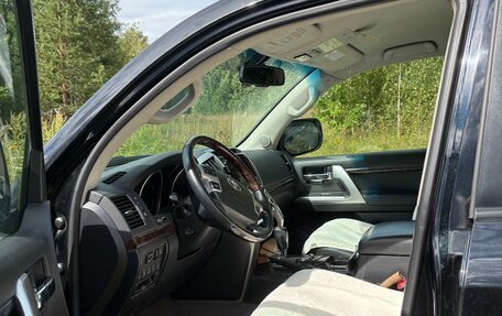 Toyota Land Cruiser 200, 2012 год, 3 250 000 рублей, 8 фотография