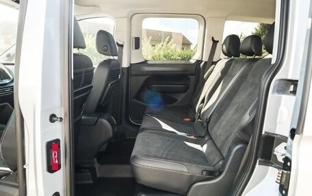 Volkswagen Caddy IV, 2023 год, 3 200 000 рублей, 12 фотография