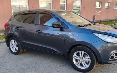 Hyundai ix35 I рестайлинг, 2010 год, 870 000 рублей, 3 фотография