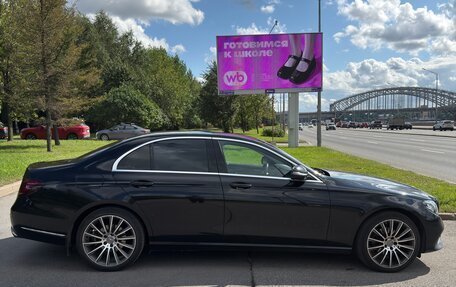 Mercedes-Benz E-Класс, 2016 год, 2 100 000 рублей, 6 фотография