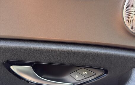 Mercedes-Benz E-Класс, 2016 год, 2 100 000 рублей, 23 фотография