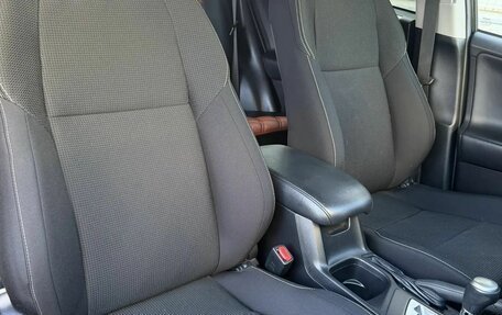 Toyota RAV4, 2017 год, 2 330 000 рублей, 8 фотография