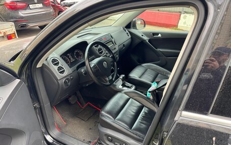 Volkswagen Tiguan I, 2010 год, 1 000 000 рублей, 4 фотография