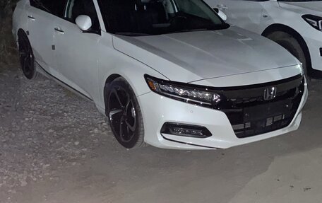 Honda Accord IX рестайлинг, 2018 год, 2 850 000 рублей, 1 фотография