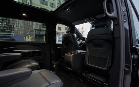 Mercedes-Benz V-Класс, 2020 год, 6 200 000 рублей, 33 фотография