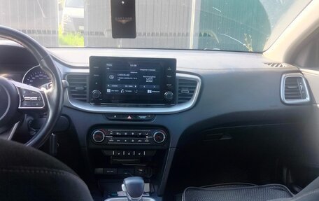 KIA cee'd III, 2020 год, 2 040 000 рублей, 2 фотография