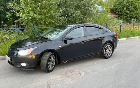 Chevrolet Cruze II, 2012 год, 635 000 рублей, 3 фотография