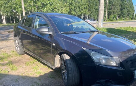 Chevrolet Cruze II, 2012 год, 635 000 рублей, 4 фотография
