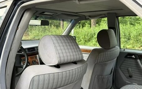 Mercedes-Benz W124, 1990 год, 220 000 рублей, 24 фотография