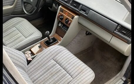 Mercedes-Benz W124, 1990 год, 220 000 рублей, 19 фотография