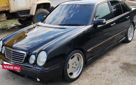 Mercedes-Benz E-Класс, 2001 год, 680 000 рублей, 7 фотография