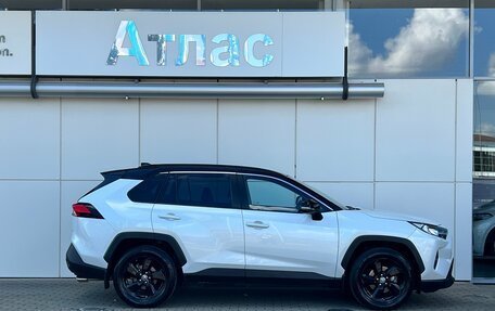 Toyota RAV4, 2020 год, 3 290 000 рублей, 6 фотография