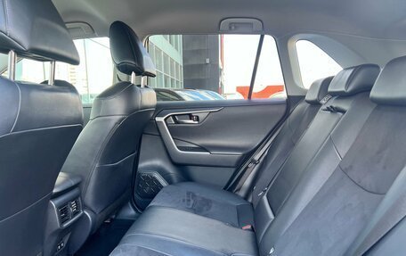 Toyota RAV4, 2020 год, 3 290 000 рублей, 13 фотография
