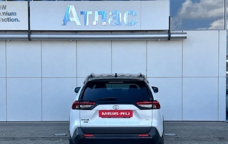Toyota RAV4, 2020 год, 3 290 000 рублей, 4 фотография