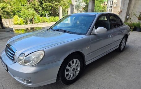 Hyundai Sonata IV рестайлинг, 2005 год, 700 000 рублей, 1 фотография