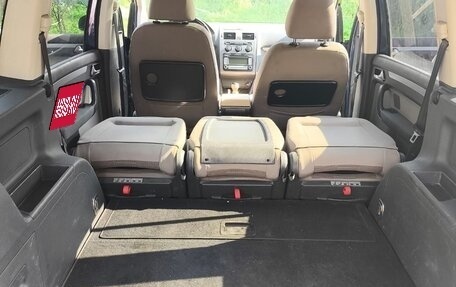 Volkswagen Touran III, 2008 год, 690 000 рублей, 11 фотография