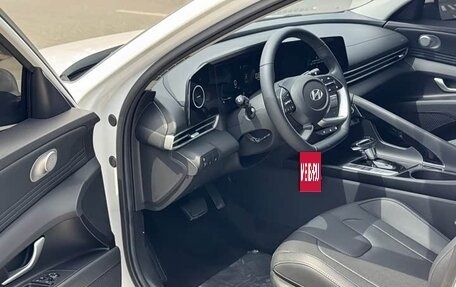 Hyundai Elantra, 2023 год, 6 фотография