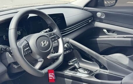 Hyundai Elantra, 2023 год, 7 фотография