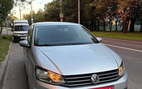 Volkswagen Polo VI (EU Market), 2018 год, 1 300 000 рублей, 2 фотография