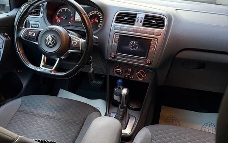 Volkswagen Polo VI (EU Market), 2018 год, 1 300 000 рублей, 16 фотография