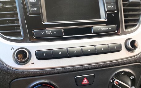 Hyundai Solaris II рестайлинг, 2017 год, 1 290 000 рублей, 10 фотография