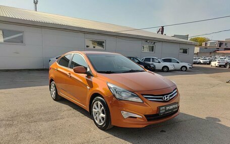 Hyundai Solaris II рестайлинг, 2015 год, 870 000 рублей, 3 фотография