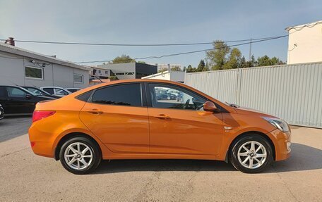 Hyundai Solaris II рестайлинг, 2015 год, 870 000 рублей, 5 фотография