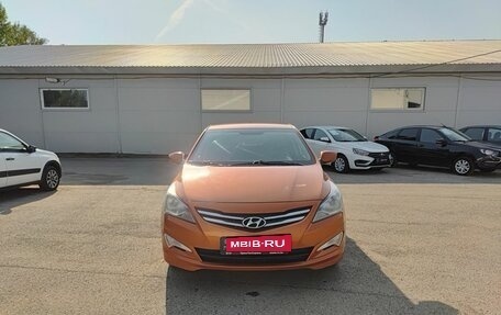 Hyundai Solaris II рестайлинг, 2015 год, 870 000 рублей, 2 фотография