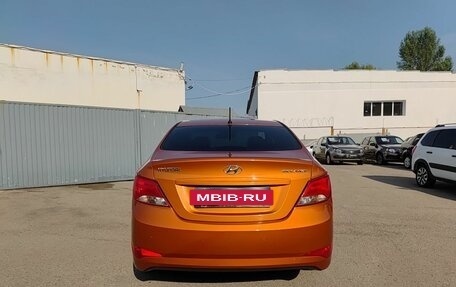 Hyundai Solaris II рестайлинг, 2015 год, 870 000 рублей, 7 фотография