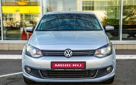 Volkswagen Polo VI (EU Market), 2013 год, 748 000 рублей, 2 фотография