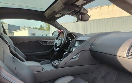 Jaguar F-Type I рестайлинг 2, 2019 год, 3 499 000 рублей, 13 фотография
