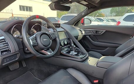Jaguar F-Type I рестайлинг 2, 2019 год, 3 499 000 рублей, 20 фотография