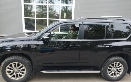 Toyota Land Cruiser Prado 150 рестайлинг 2, 2017 год, 4 350 000 рублей, 4 фотография