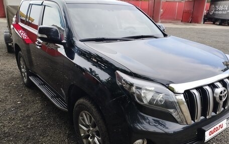 Toyota Land Cruiser Prado 150 рестайлинг 2, 2017 год, 4 350 000 рублей, 3 фотография