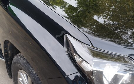 Toyota Land Cruiser Prado 150 рестайлинг 2, 2017 год, 4 350 000 рублей, 21 фотография