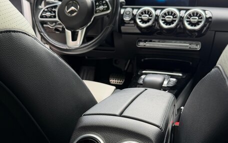 Mercedes-Benz CLA, 2020 год, 3 900 000 рублей, 14 фотография