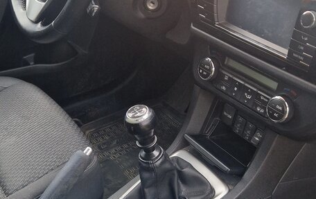 Toyota Corolla, 2014 год, 1 300 000 рублей, 4 фотография
