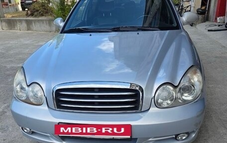 Hyundai Sonata IV рестайлинг, 2005 год, 700 000 рублей, 2 фотография