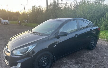 Hyundai Solaris II рестайлинг, 2013 год, 760 000 рублей, 2 фотография
