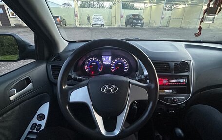 Hyundai Solaris II рестайлинг, 2013 год, 760 000 рублей, 12 фотография
