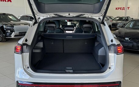 Volkswagen Tiguan, 2026 год, 4 840 000 рублей, 9 фотография