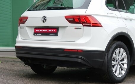 Volkswagen Tiguan II, 2019 год, 2 099 000 рублей, 8 фотография