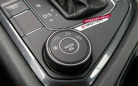 Volkswagen Tiguan II, 2019 год, 2 099 000 рублей, 23 фотография