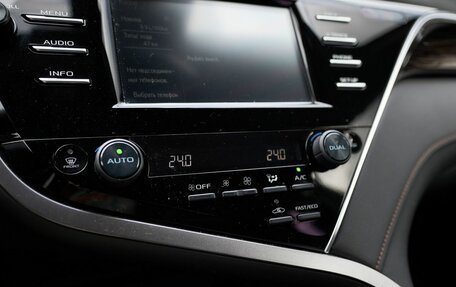 Toyota Camry, 2020 год, 1 798 000 рублей, 11 фотография